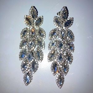 BRING THE DRAMA STATEMENT EARRINGS